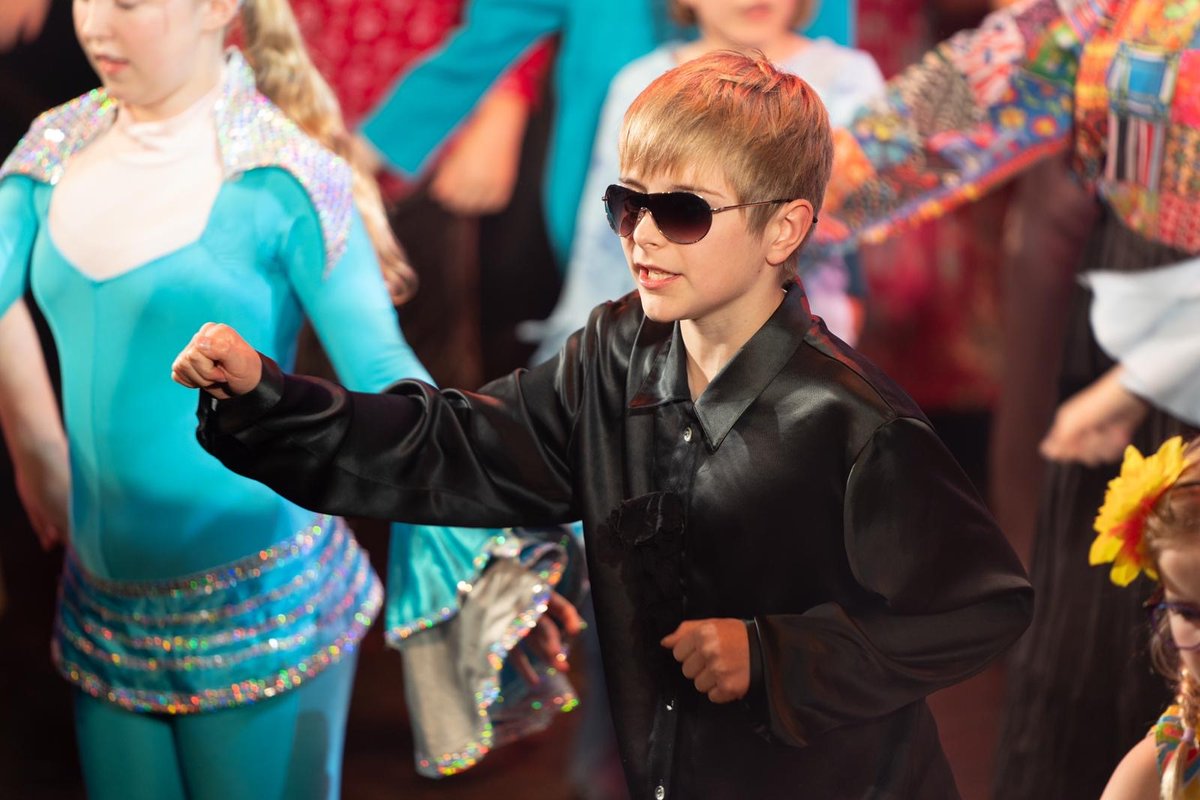 Scouts and Guides from #Rhiwbina, #Llanishen, and #Whitchurch are among those taking to the stage at <a href="/New_Theatre/">New Theatre Cardiff</a> this week for the golden anniversary Cardiff Gang Show. Read our review here:
rhiwbina.info/post/rhiwbina-… #scouts #guides #gangshow