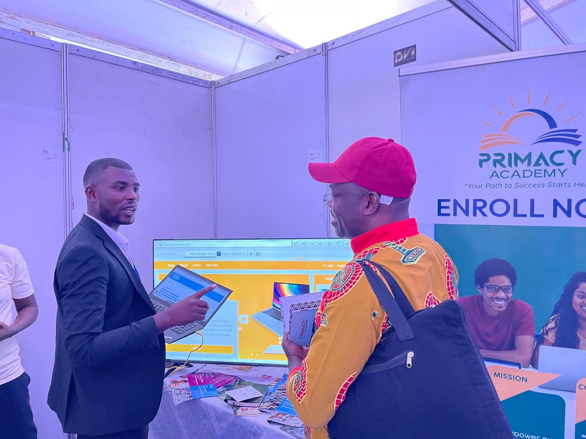 Graceluck8's tweet image. Today we are at National ICT Job Fair 2024 at the ICT innovation Hub, Nakawa. Join us today to discover more opportunities and discover  more about ICT #ICTJobFair2024