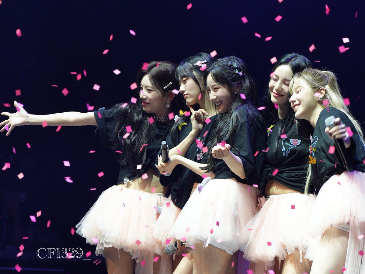 cherie1329's tweet photo. One day for one pic until Artms’s Macau Concert

D-3

📸21-7-2024

#ARTMS #HeeJin #haseul #KIMLIP #JinSoul #Cheorry https://t.co/mBb2O5mcop