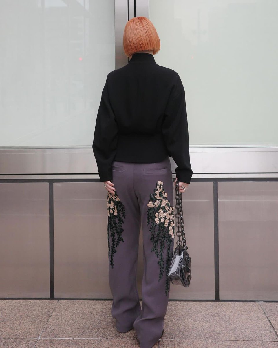 専用！！FUMIE=TANAKA / サイド エンブロイダリー パンツ 専用！！FUMIE=TANAKA / サイド エンブロイダリー パンツ - メルカリ