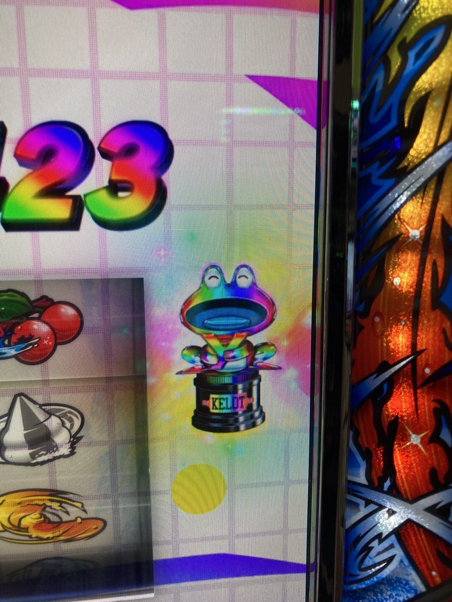 JuO0S3vXKFbEKcJ's tweet image. 仕事長いぜ、今日はみんなメガエムズ1121やひまわりタワー金ひな行ってるのかなぁ...🙄

今年の嬉しい画像集③
6/20　ひまわりタワー🌻
モンキーターン6確　+200乗せ
夕方まで±0ラインまで落ちてからの1撃6400枚のVモンキー🐒

#AIPOS #6確 #スロット  #スロッター #兼業 #収支 #スロリーマン