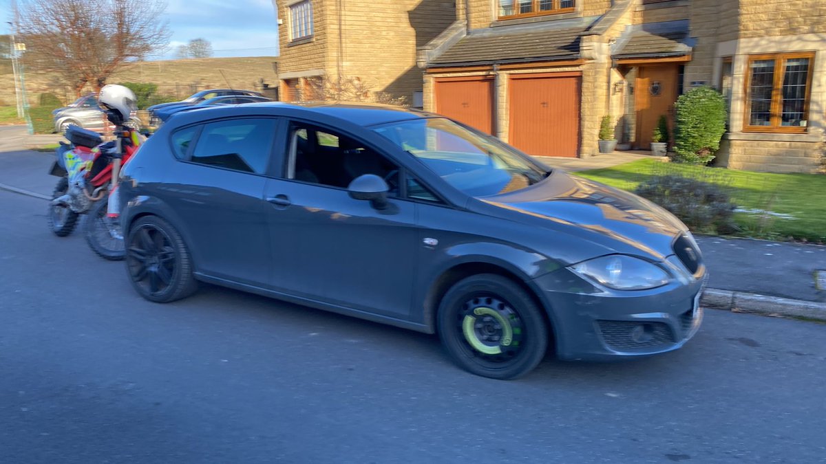 The driver of this car was stopped in Ackworth yesterday for some dodgy driving. One of tyres was found to be down to the cord, and vehicle was also untaxed. Car seized and driver prosecuted.