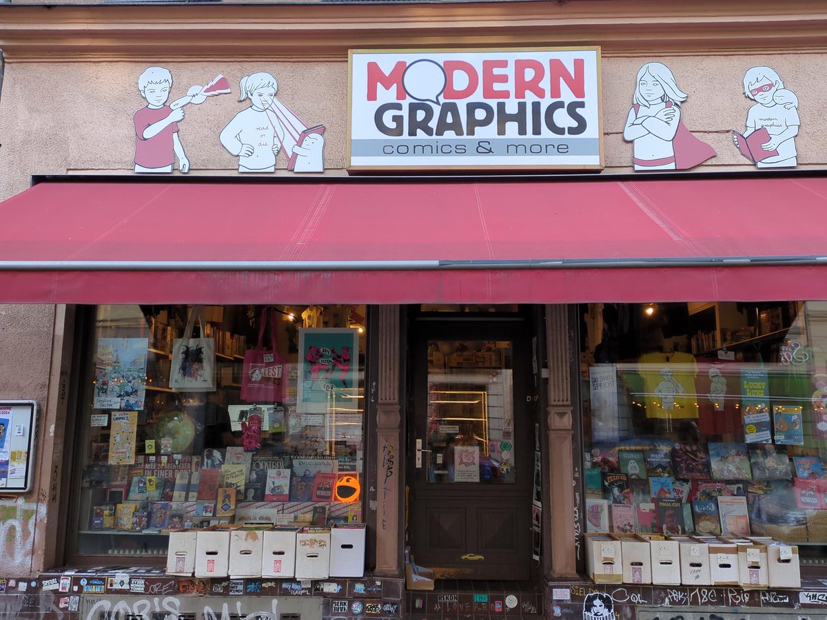 thirtysixfights's tweet photo. Unsere limitierten und signierten #JinJiyanAzadî  Kunstdrucke von Reinhard Kleist gibt es jetzt übrigens bei Modern Graphics in der Kreuzberger Oranienstraße  zu kaufen. Ist doch das perfekte Weihnachtsgeschenk :) https://t.co/Vegkh8Yp5L