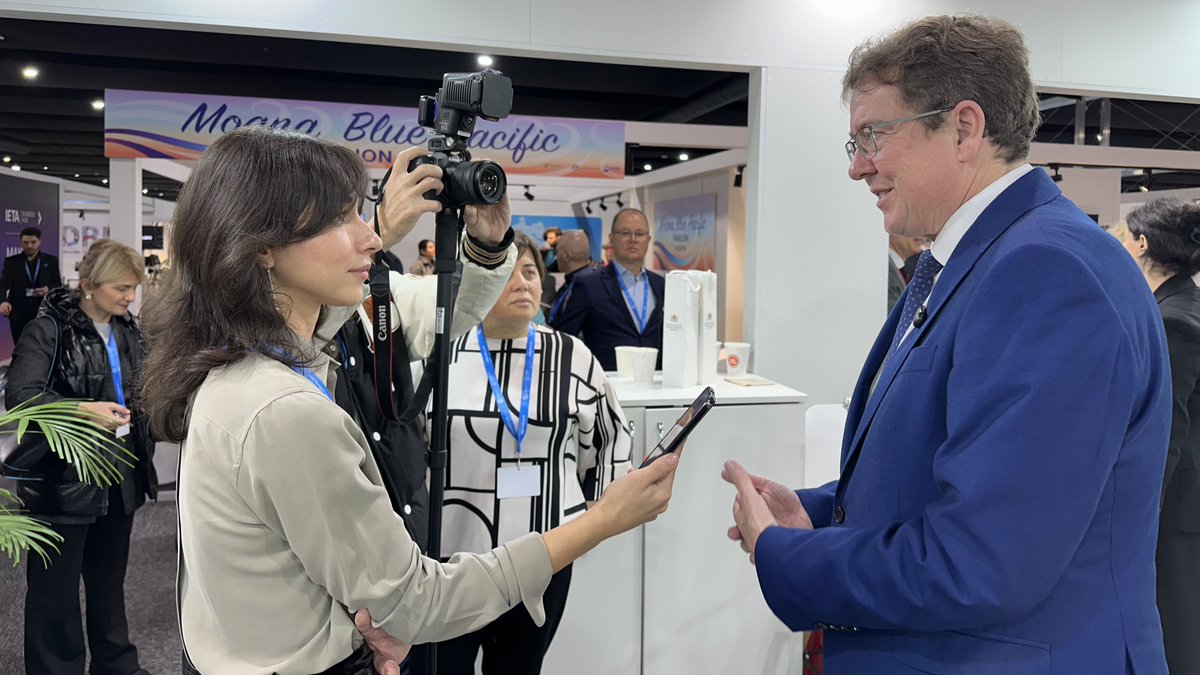 La 🇨🇭 soutient le 1,5 Degree Pledge – une initiative pour que les pays atteignent des objectifs climatiques compatibles avec l’objectif du 1,5 C. Le CF Albert Rösti souligne qu’on n’y arrivera que si tous les pays mettent en œuvre les mesures. <a href="/COP29_AZ/">COP29 Azerbaijan</a>