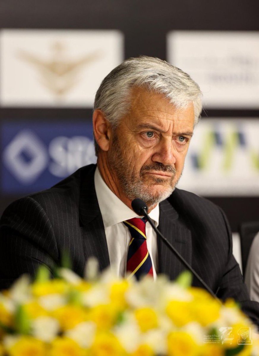 AImodrj's tweet image. دومينغو سواريز : 

عندما غاب بنزيما عن معسكر دبي ، سألنا انفسنا ، هل سوف نعتمد عليه بقية الموسم ؟!