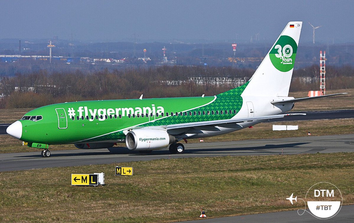 #Throwback zu 2016, als Germania mit einer entsprechenden Sonderlackierung  auf einer Boeing 737-700 Ihren 30. Geburtstag 🎂feierte. ✈️

#dortmund #dtm #airport #aviation #planespotting #tbt #throwback #spotter #Boeing