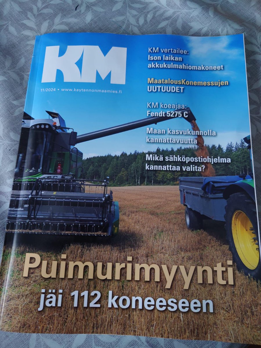 Marraskuun <a href="/KMaamies/">Käytännön Maamies</a> diginumero on ulkona ja printti tulee huomenna. Puimurinumero ja paljon muuta.