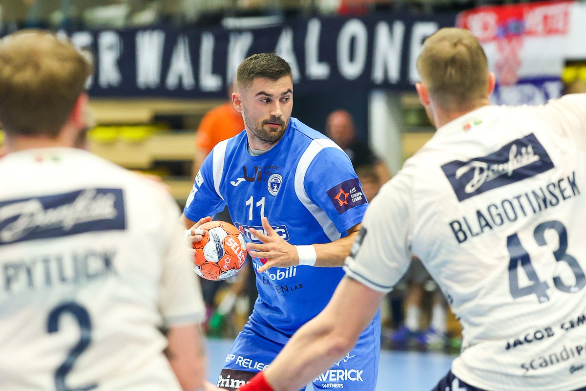 MRK Sesvete 🇭🇷 - SG Flensburg Handewitt 🇩🇪 28:32 (14:15)

Svega nekoliko minuta udaljeni od senzacije u <a href="/ehfel_official/">EHF European League</a> protiv jedne od najboljih svjetskih ekipa.

#rukomet #handball