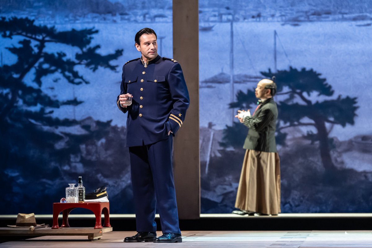 Opus Arte tweet media