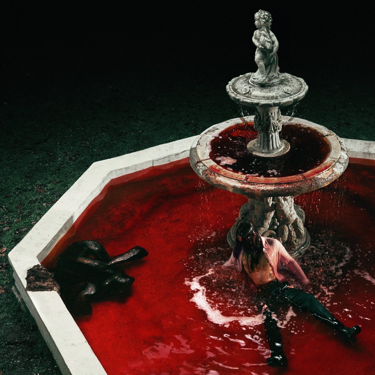 Explicit tweet media