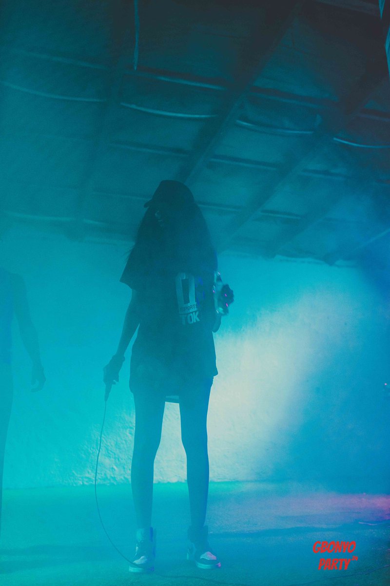 Running for days🏃💨
📸 <a href="/Kwabenakyereh_/">Looney Trigah 🩺👽📸🎨👨🏾‍✈️</a>
#Gbonyoparty2024