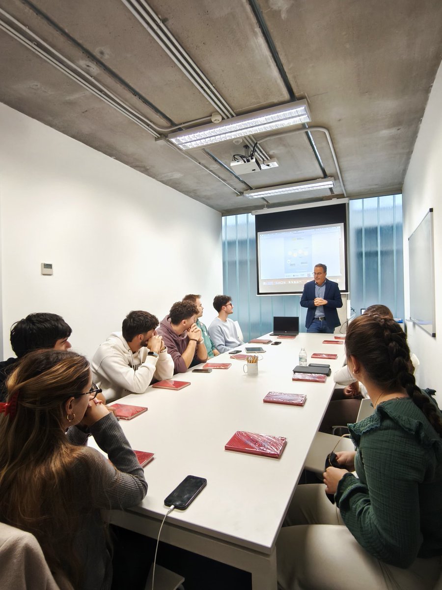 🚀 Comenzamos nuestra colaboración con las 
🎖️Microcredenciales en Habilidades Emprendedoras. 💪🏻 Estamos formando al alumnado de la <a href="/infouex/">UEx</a> en Competencia Emprendedora. <a href="/UExSAPIEM/">UEx SAPIEM</a> <a href="/infouex/">UEx</a> <a href="/educacionEXT/">Educación, Ciencia y Formación Profesional</a> <a href="/empresa_EXT/">Extremadura Empresarial</a> <a href="/extremtrabaja/">ExtremaduraTrabaja</a> <a href="/IJExtremadura/">IJEXtremadura</a> <a href="/InnovacionForm/">Innovacion_Formación_Emprendimiento</a>