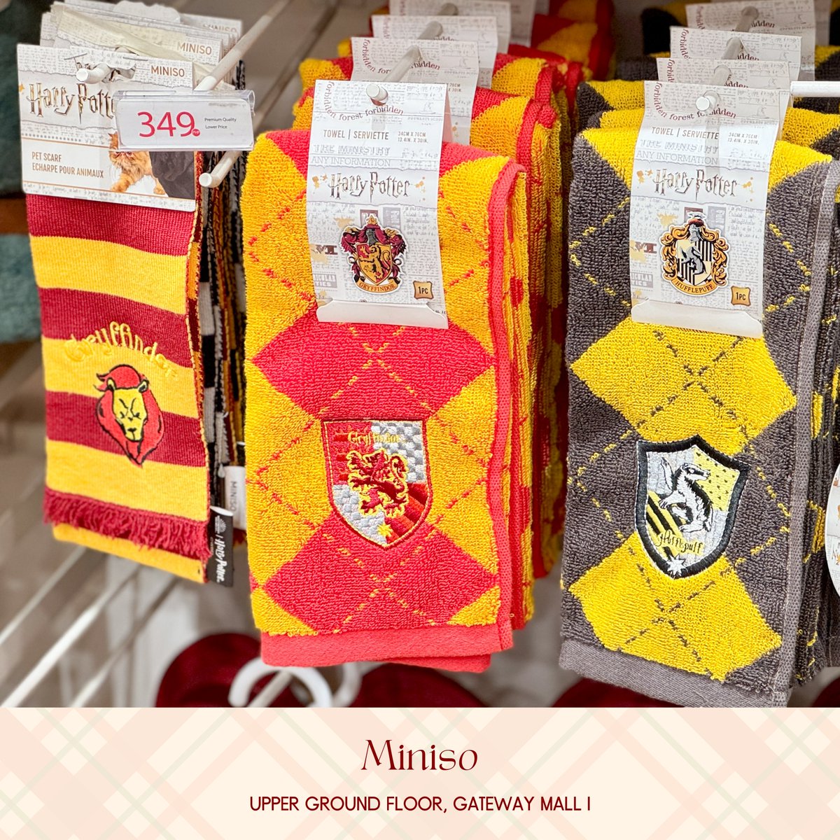 AranetaCity's tweet photo. Filed under: Something quirky (and cute) for Kris Kringle. 🎄✨

Ready to exchange more gifts? We got lots of Kris Kringle ideas for you!

Holiday Mall Hours:
⏰ Monday - Friday: 11AM - 10PM
⏰ Saturday - Sunday &amp; Holidays: 10AM - 10PM

#CityOfFirsts #AranetaCity #GatewayMall2 https://t.co/SpIrHQ4AQ2