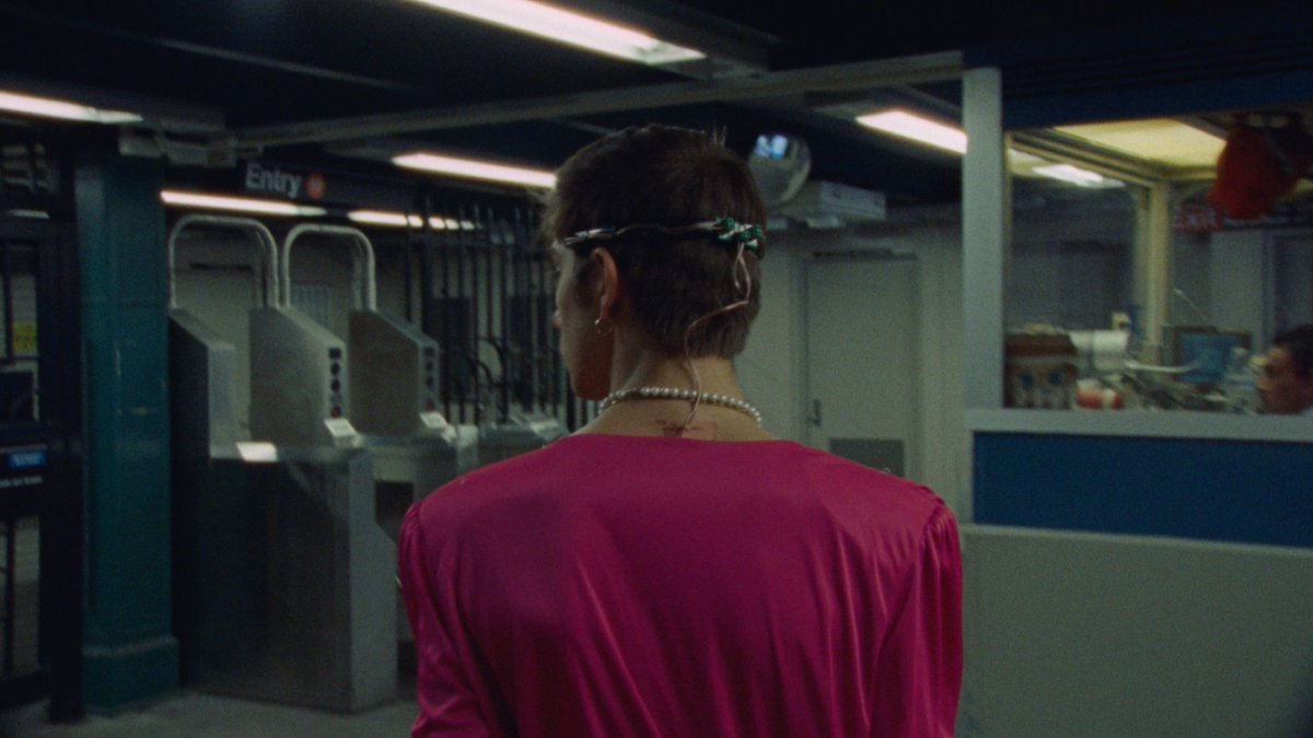 ampaveca's tweet image. Sabéis que Kai Landre puede escuchar los rayos cósmicos? 
En este docu de 5 años entre Bcn y NY, en el que estoy trabajando🤓, se ve cómo se somete una operación ilegal para poder escuchar e integrar los sonidos del cosmos en su música. It´s a thing

Hoy-&amp;gt; tienda.madrid-destino.com/es/cineteca/cy…