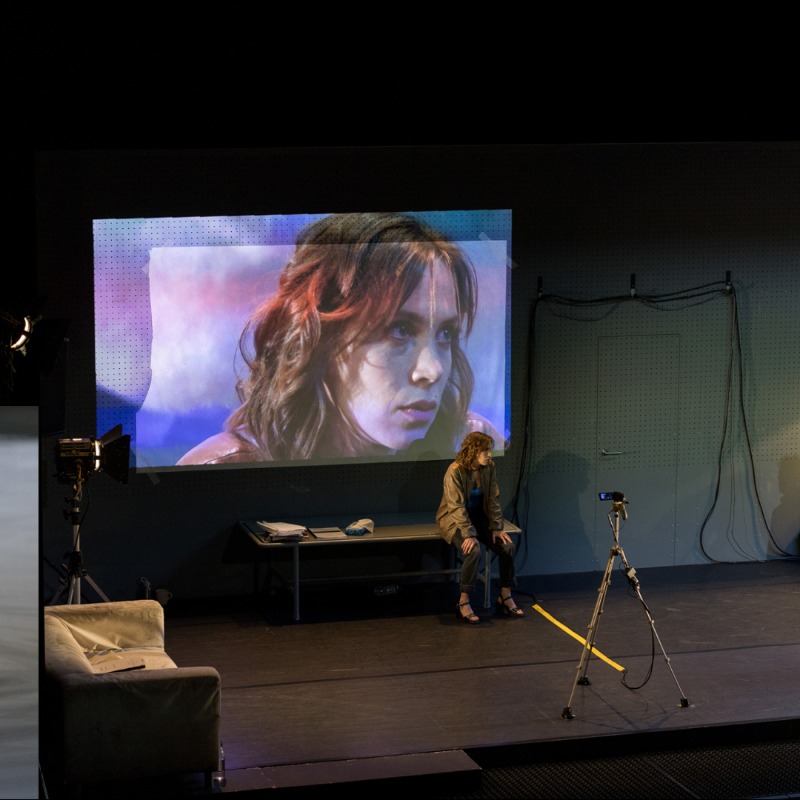 TheatreNational's tweet photo. Première de « Après la répétition / Persona » de Ivo van Hove aujourd'hui à 20h !

✨ Un diptyque où la parole finement dressée précède et se conjugue à une physicalité puissante à retrouver jusqu'au 23 novembre.