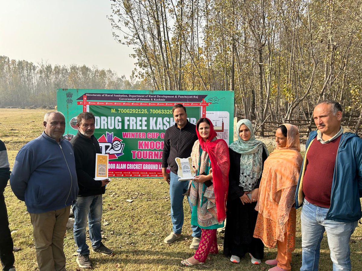 OfficeofBDOSgr's tweet photo. "Opening the innings for a brighter future—today we inaugurate our cricket tournament, where every run counts and the message is clear: Play clean, stay drug-free. 🏏 #CricketForACause #DrugFreeKashmir #DrugFreeTournament #PlayWithIntegrity" @diprjk @ACP__Srinagar @shafiamaqbool https://t.co/IFsCoV6bbd