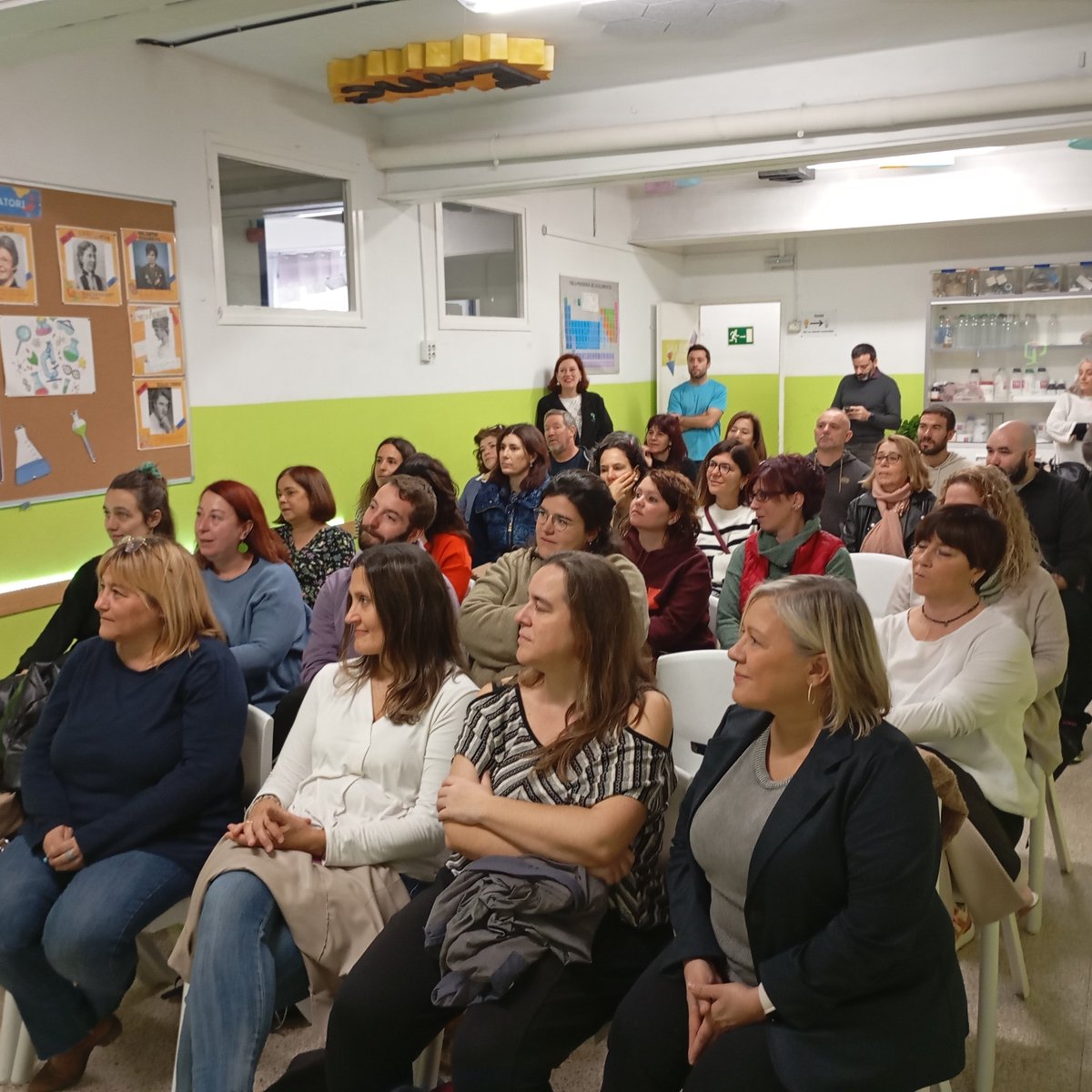 EscolesCoop tweet media