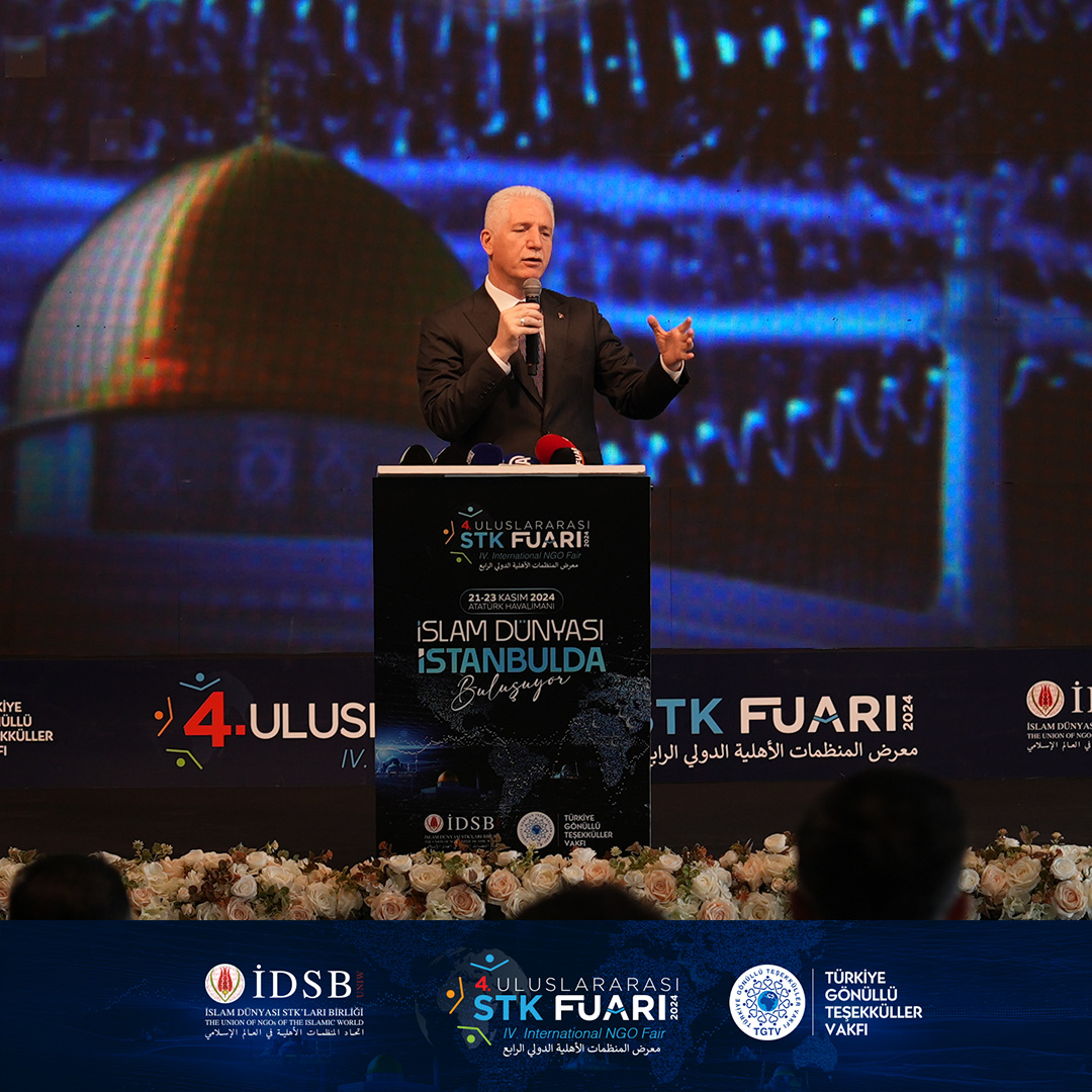 4. Uluslararası #STKFuarı Açılış Programı, İstanbul Valisi Davut Gül'ün selamlama konuşmalarıyla devam ediyor