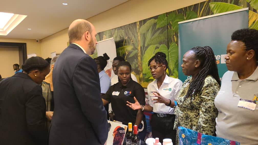 KreativeCampus's tweet image. As an implementing collaborator for AWE Cohort 8, Kreative Campus was represented by @Keitesi9 (AWE Cohort 6 Alumni) at the #AWEConferenceUG2024.

This happened at @kampalasheraton, where the team had the opportunity to present the Kreative Campus mandate to the U.S. Ambassador…