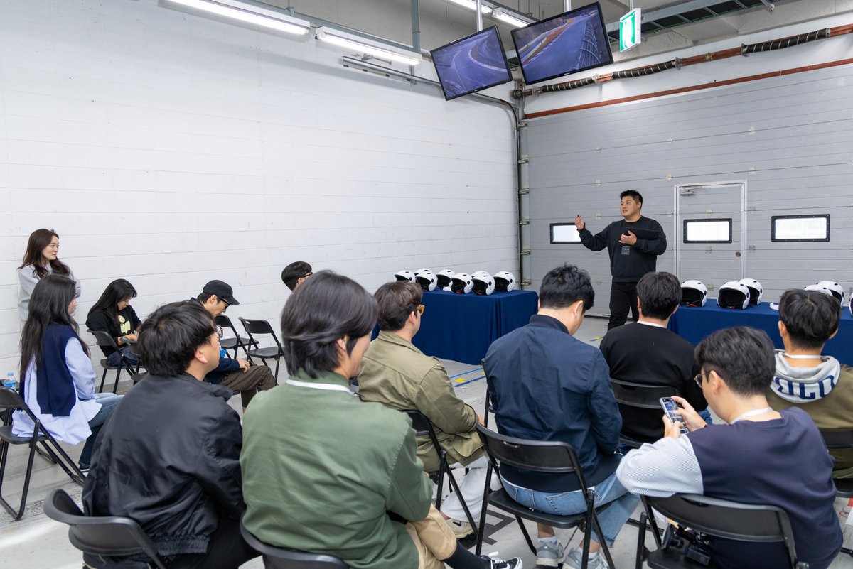 .<a href="/Peugeot/">Peugeot</a> Korea recently held an unforgettable #PeugeotExperienceTraining event at the famous <a href="/InjeSpeedium/">인제스피디움</a> racetrack in Gangwon-do. Local sales consultants and journalists had the exhilarating opportunity to put the #Peugeot line-up through its paces both on the high-speed
