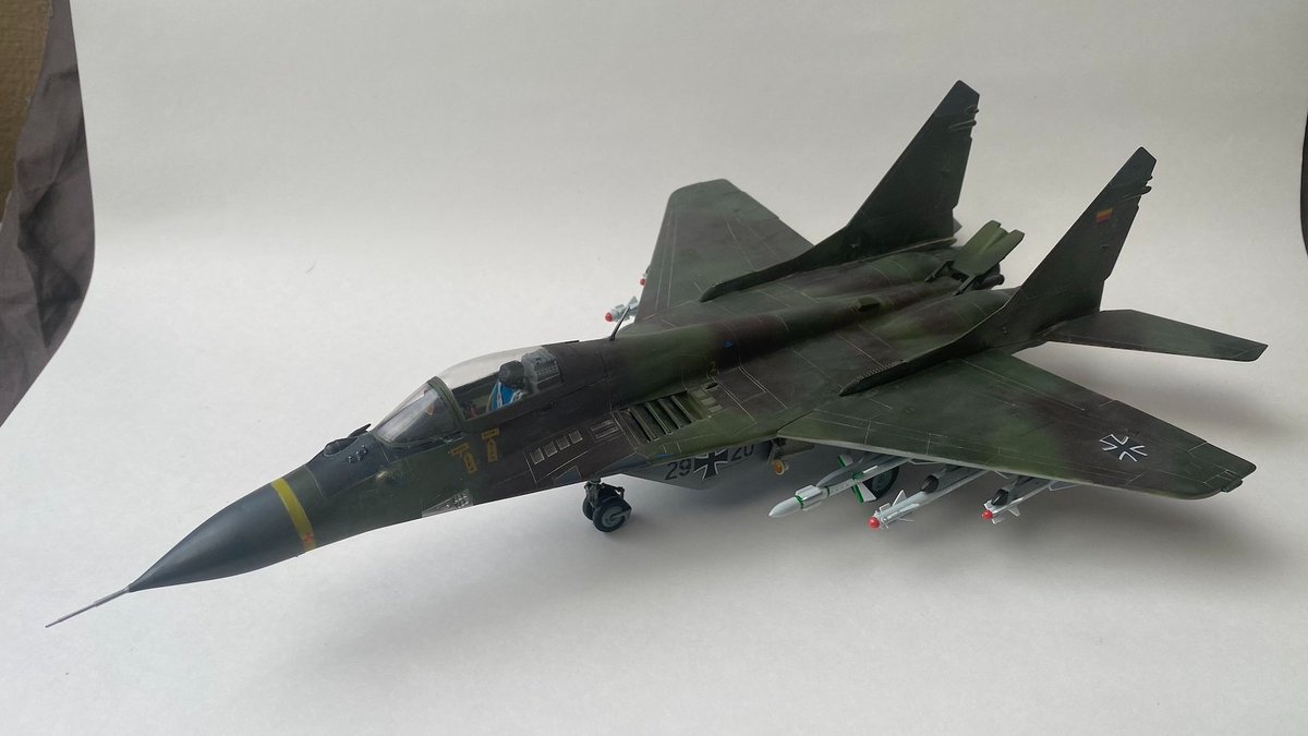 araigneedemars's tweet image. アカデミー 1/48 MiG-29 ドイツ空軍所属機完成です。

#AcademyModels
#飛行機プラモ向上委員会