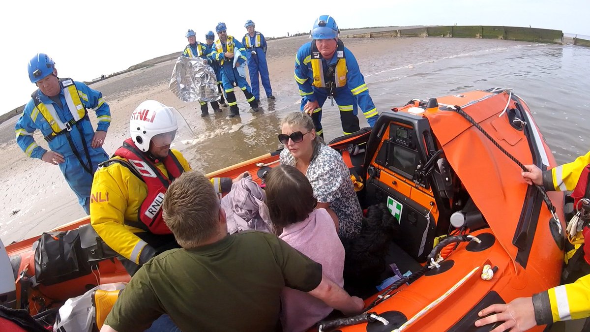 Fleetwood RNLI tweet media
