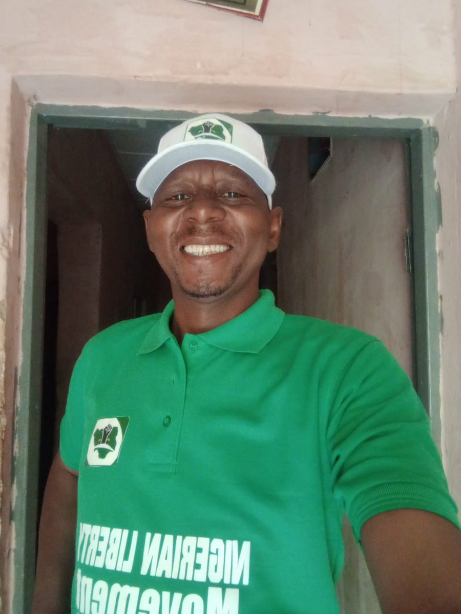 NLMengage's tweet image. Our Amiable 𝑷𝒐𝒍𝒊𝒄𝒚 𝑫𝒊𝒓𝒆𝒄𝒕𝒐𝒓: Comrade Aminu Ibrahim Esq, proudly posing for a shot with his liberation regalia on.

We are proud to be pioneers of this revolution.

Cease to be a spectator, draw near,  join the moving train.

#NLM

#MovingTrain

#liberationteam