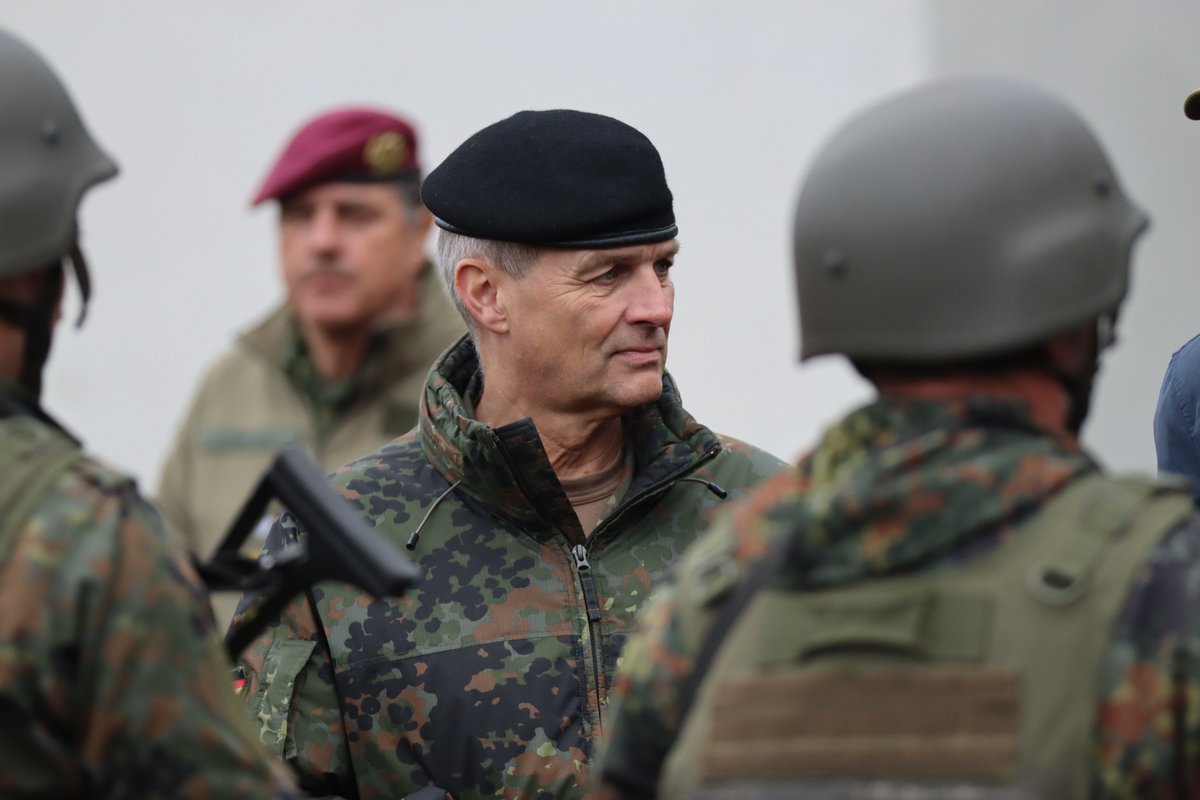 Today, #EUMAM_UA celebrates a solemn and proud moment with the Change of Command. After two years Lt. Gen Andreas Marlow will hand over the command. This transition recognizes dedication, leadership and the mission's ongoing commitment to strengthening the capabilities of 🇺🇦.