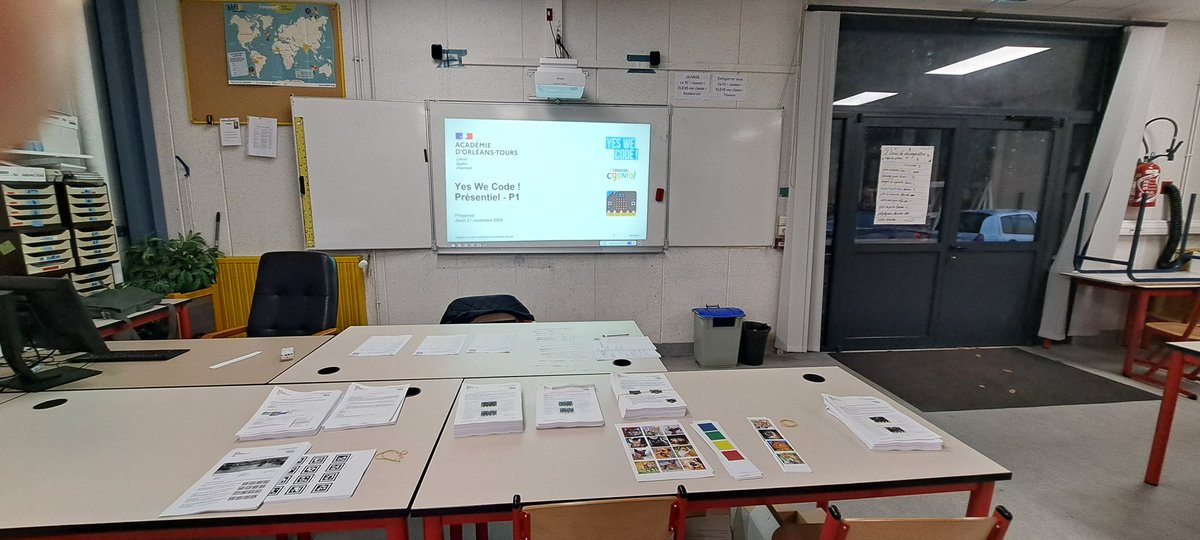 CCoulebeau's tweet image. Aujourd hui c est à nos nouveaux participants d Eure et Loir de prendre en main leur kit #yeswecode. La neige ne les a pas decouragé . @Drane_ot @Fond_CGenial @