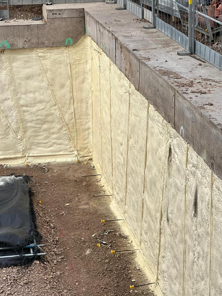 econ_bp's tweet photo. Shotcrete presents many challenges for secant and contiguous pile constructions such as cost, dust, wastage and site access issues. @BASF Elastospray LWP offers a viable alternative with its versatility, easy application method and high-quality finish. 

#construction #sprayfoam https://t.co/UGDAimsR2G
