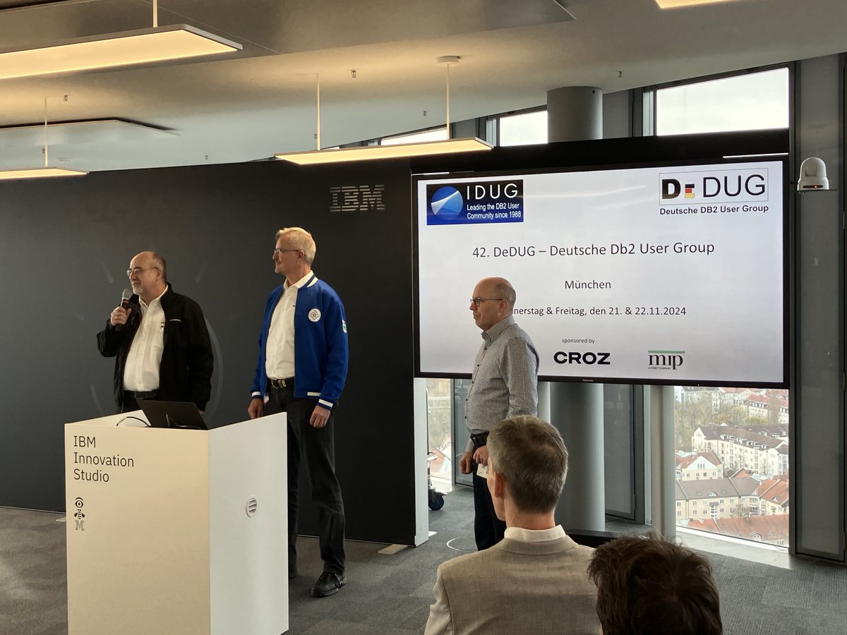 ⁦<a href="/globomike/">Michael Tiefenbacher</a>⁩ ⁦@Db2_Whisperer⁩ and Stefan Hummel kicking-off the #DeDUG #Db2_Aktuell event on #Db2 in the #IBM Watson Center in #Munich