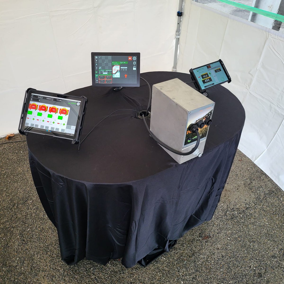 Softivert's tweet image. 🌿 L'équipe Softivert / Softirob est en place au salon Végétaelis  ! 🌿

Retrouvez-nous pour échanger sur vos projets et poser vos questions 🚜💡.

➡️ On vous attend nombreux !

#Softivert #Softirob #SalonVégétaelis #agriculture #solutions #agriculteur #agricultrice