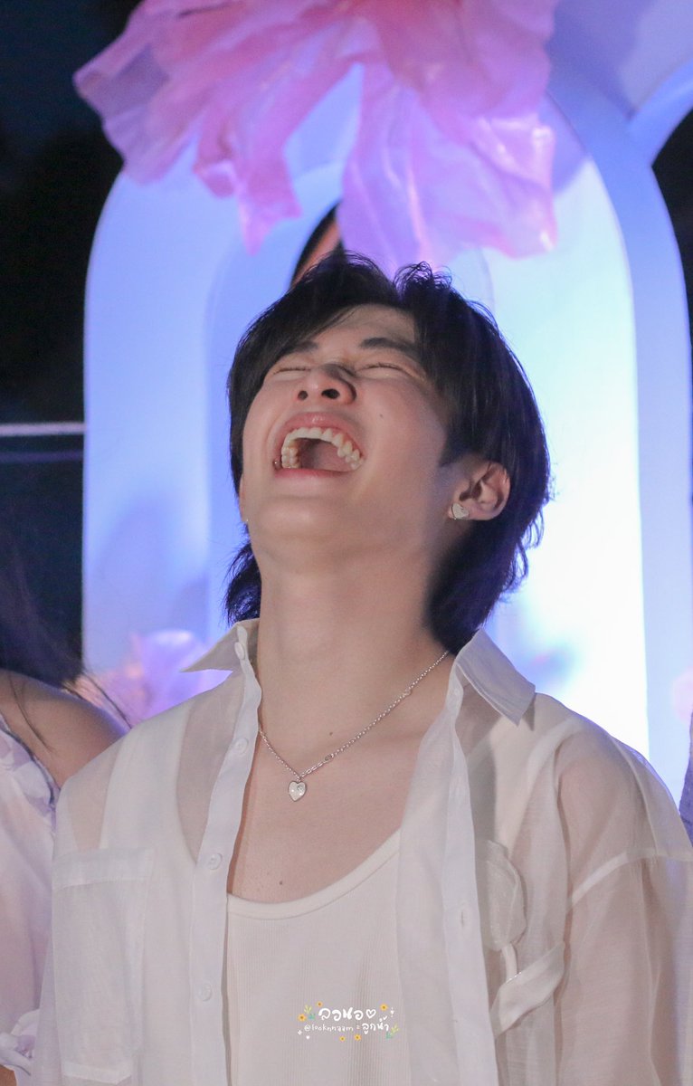 รอยยิ้มและเสียงหัวเราะของหนูสำคัญกับใจฮดทุกคนเลยน้า ขอความสดใสจงอยู่กับหนู อย่าให้ใครหรืออะไรมาพรากไปได้เลยน้า 🌻🌷🌈💓✨

#natasitt #ขวดนมของเบบี้ณฐ 
#MAMIxMaxNatChillOutHuahin