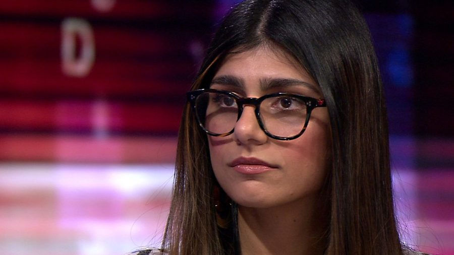 lnstantFoot's tweet photo. Mia Khalifa dément les rumeurs de sa relation avec Julian Alvarez sur son compte X. ❌

"Pour clarifier les choses, je ne sors avec personne et si je le faisais, ce ne serait certainement pas avec quelqu’un qui n’est pas assez âgé pour se souvenir où il se trouvait le 11 septembre 2001."

La balle perdue alors qu'il a rien demandé... 😭