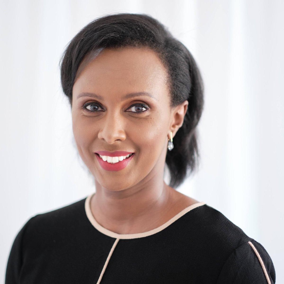 .<a href="/CarmenNibigira/">Carmen Nibigira, Ph.D.🇧🇮</a> 's life touched so many hearts, and the beautiful testimonials you have shared are a testament to her remarkable impact. Join us in honoring her incredible legacy by sharing memories, messages, and photos on her tribute page: everloved.com/life-of/carmen…