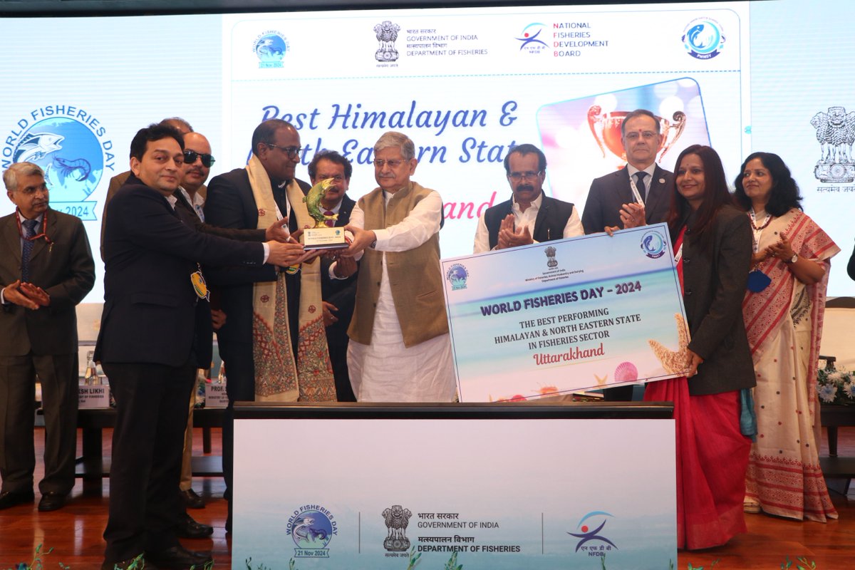 FisheriesGoI's tweet photo. During the occasion of world Fisheries day 2024, the Department of Fisheries, Ministry of Fisheries Animal Husbandry & Dairying, GoI awarded Uttrakhand as the "Best Himalayan and North Eastern State". The Department congratulates the State for the remarkable contributions to the growth of fisheries and aquaculture sector.

#WorldFisheriesDay #BlueTransformation #SmallScaleFisheries #SustainableFisheries #BlueEconomy #BlueRevolutionIndia #SmallScaleFisheries

@PMOIndia @MEAIndia @LalanSingh_1 @FAOIndia @FAO @Manu_FAO @FAOfish @FAOAsiaPacific @icarindia @nfdbindia @likhi_dr @mygovindia @PIB_MoFAHD @JSFisheries @Min_FAHD
