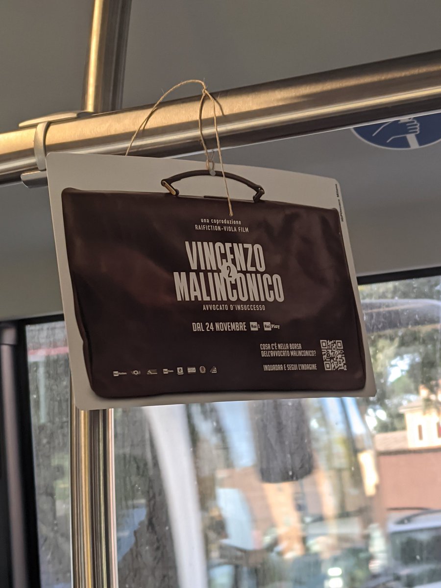 GiACOMO271's tweet photo. Cosa c'è nella borsa dell'avvocato Malinconico? Questa domenica lo scopriremo! 
#vincenzomalinconico
#avvocatodinsuccesso
#Rai1 #RaiPlay #TV

https://t.co/2eq6Jnt4rN https://t.co/ZO033HuS8w