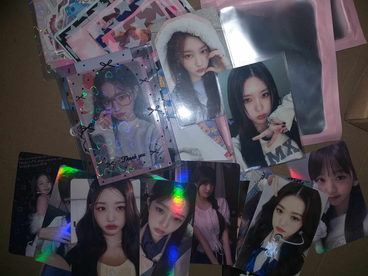 02Faded's tweet photo. Thank you @tatsixyz they arrived safely ❤️❤️❤️ came with lots of freebies too. till our next transaction 😀 #tnxtoutatsi https://t.co/htBjhgRgaR