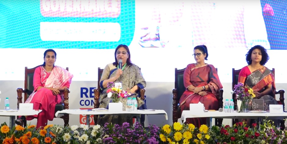 During the session on ‘Women Leadership in District Administration’ at the Regional Conference on Good Governance in Raipur, Smt. Monika Rani, DM, Bahraich, Uttar Pradesh talked about her brainchild scheme 'SEWA SE SANTRIPTIKARAN', the holistic development of the district through