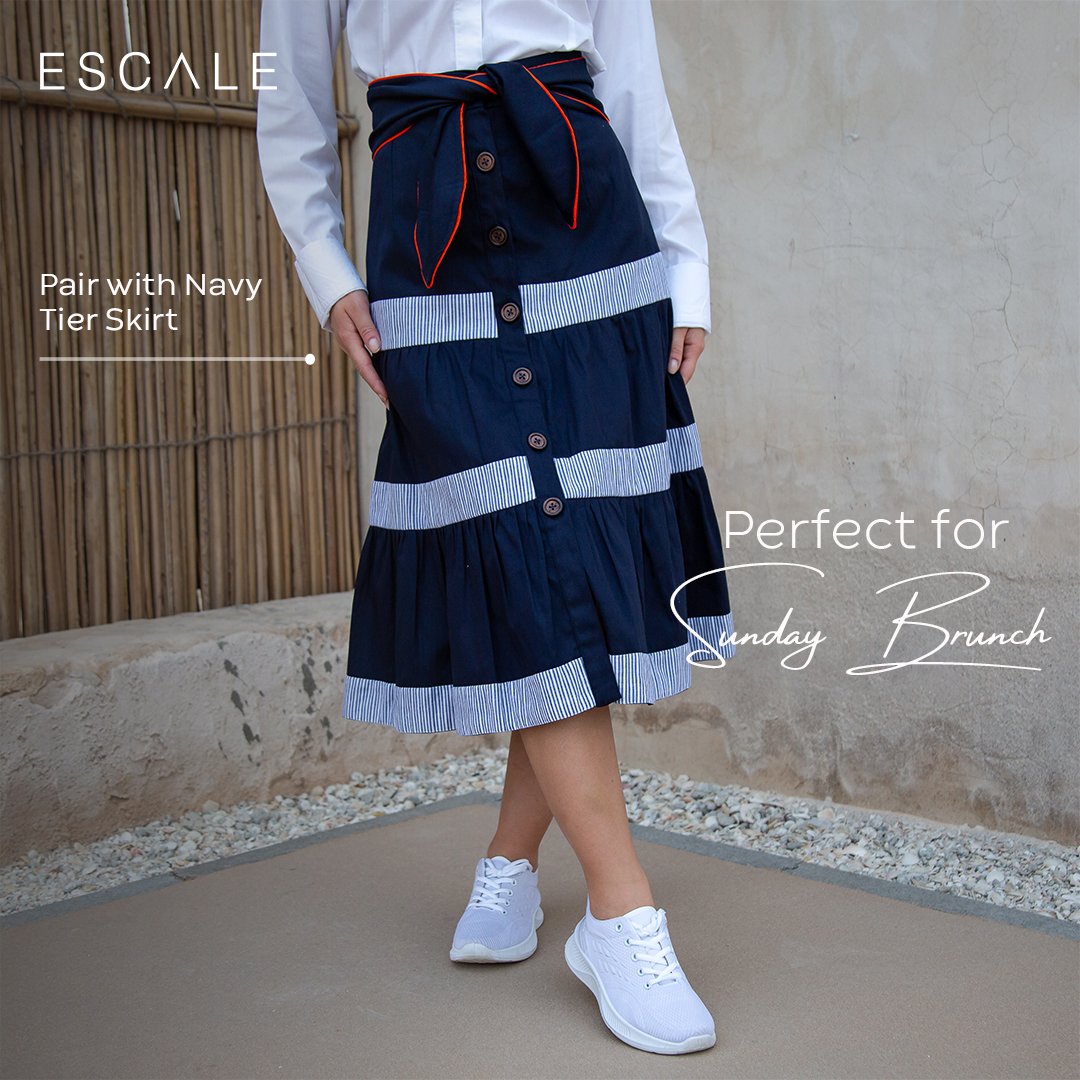 EscaleFashion's tweet image. One piece, four stunning looks! From
corporate meetings to weekend brunches, this essential
piece adapts to every occasion in your life.

#fashionversatility #dubaistyle #blousefashion
#WardrobeEssentials #EverydayElegance #brunchoutfit