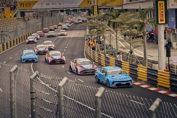 Former #STCC champions Thed Björk, Johan Kristoffersson, Oliver Söderström, Cyan Racing and Kristoffersson Motorsport have claimed major international titles and victories over the past couple of weeks! 🏆
Read more 👉 bit.ly/3CFiW3d