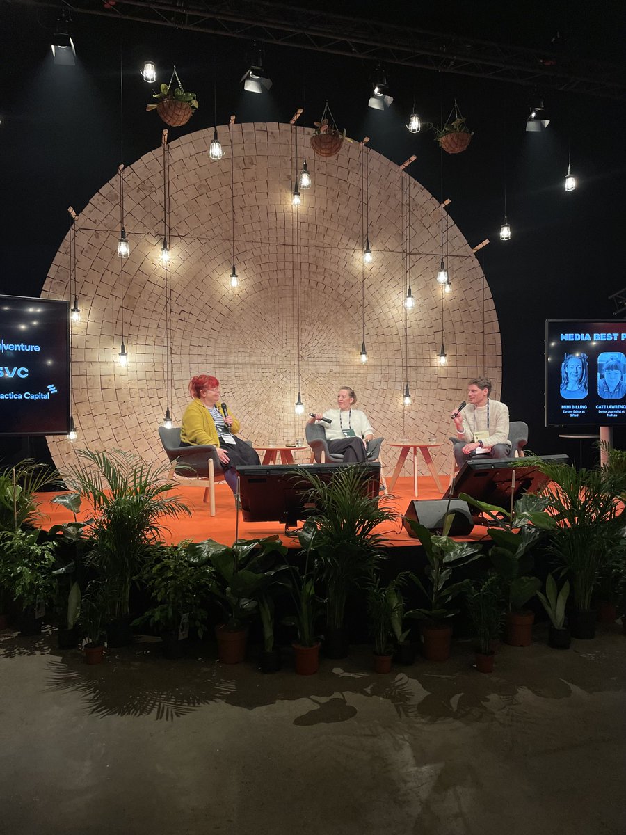 PracticaCapital's tweet image. Happening now at @SlushHQ ! 🚀 A deep dive into media best practices with top tech writers @MimiBilling & @Cate_Lawrence . S/O to our partners for this event @InventureVC and @threeVC #slush2024