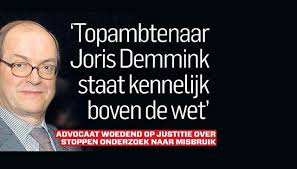 met_f's tweet image. #Smeets zit bij de juiste club, "de onder de pet houden " liga, waar justitie een stevige vinger in de pap heeft. #D66 #rolodex #Demmink @john_bumblebee #pedofiel #groomen mag niet genoemd worden, want anders FOEI!. Ik zeg; "Waar rook is, is vuur". Smeets is een verdacht persoon
