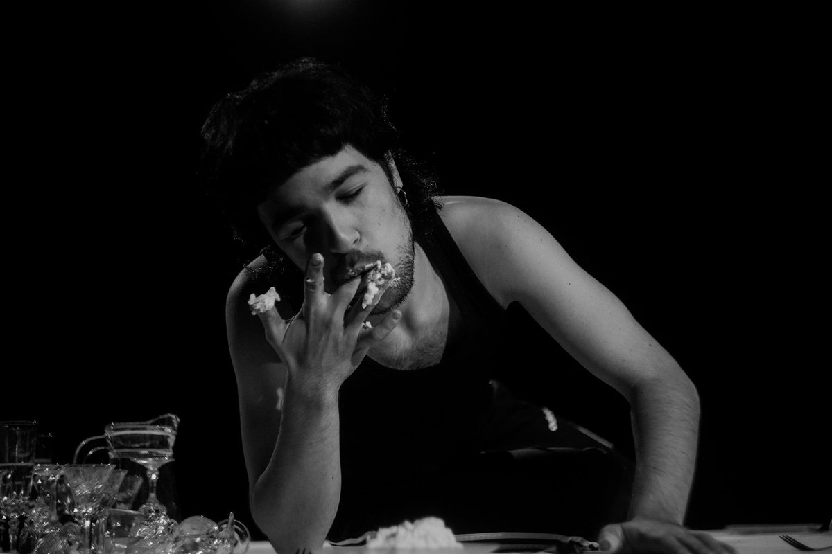 DECLIVI D’UN PARDAL🕊️
#teatre #barcelona #labadabadoc
Del 22/11 al 02/12
#paurosell