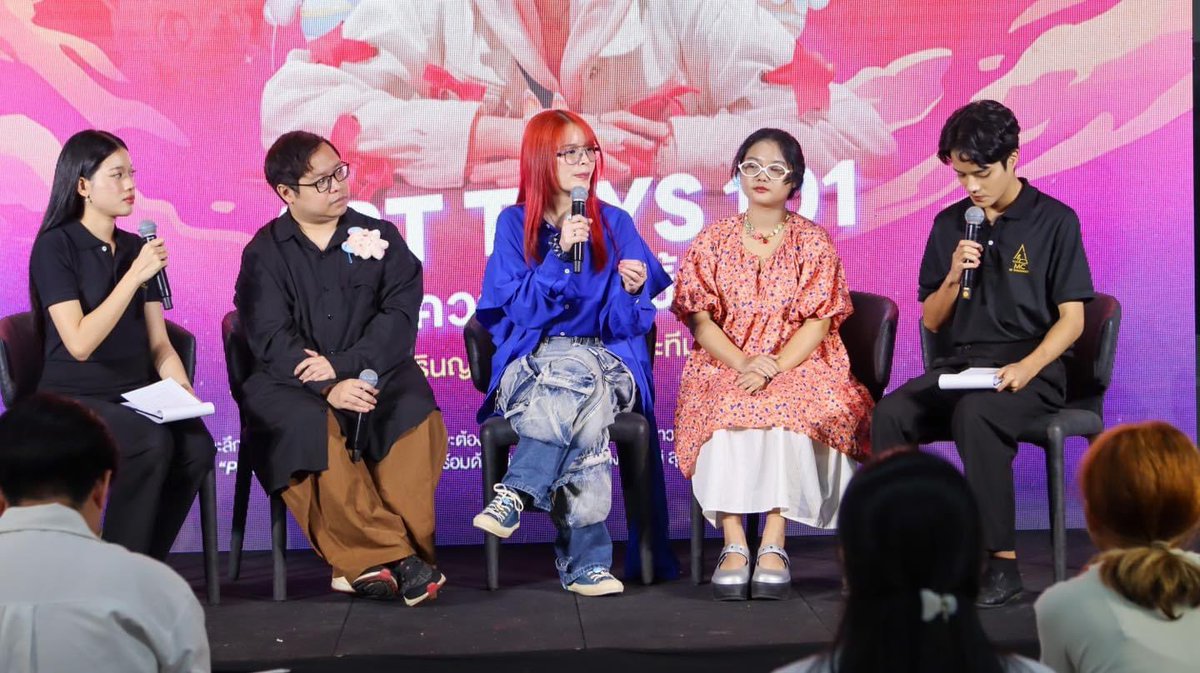 tulibs's tweet image. บรรยากาศวันแรกของกิจกรรม #LibraryofLife 🩷
ขอขอบคุณ คุณรินและทีมงานจาก @Poriin_Poriin และร้านศุภ suph.coffee มาก ๆ ค่า ที่มาแบ่งปันประสบการณ์การเริ่มต้นทำ Art toy และการเป็นบาริสตามือใหม่ 🥰

#LibraryofLife #LearnLifeLibrary
#TULibrary90Years