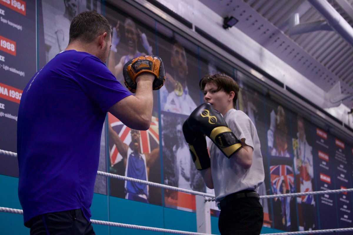 GB Boxing (@gbboxing) on Twitter photo 🥊👊 Last week, as part of our charity partnership with <a href="/RoundaboutSheff/">Roundabout</a>, we welcomed a number of young people who they support to the Lions' Den in the English Institute of Sport for a boxing taster session.
The session was lead by a podium coach Gary Hale and was supported by 🥊👊 Last week, as part of our charity partnership with <a href="/RoundaboutSheff/">Roundabout</a>, we welcomed a number of young people who they support to the Lions' Den in the English Institute of Sport for a boxing taster session.
The session was lead by a podium coach Gary Hale and was supported by