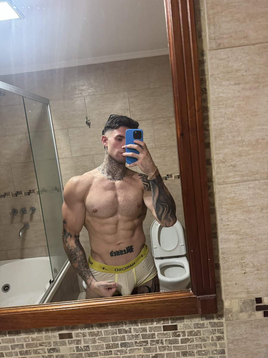Gianlucax_boy's tweet photo. Good morning https://t.co/fad5YWHfM8