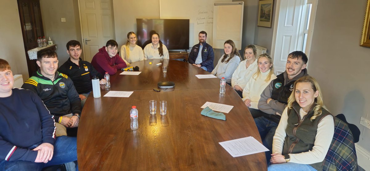 UCD Agricultural Extension (@ucd_agextension) on Twitter photo Our Masters class were on the move again this week, this time to <a href="/GurteenCollege/">Gurteen College</a> where they learned all about the teaching & learning activities in the college
Great to see some familiar faces and past program graduates sharing their experiences with current students👩🌾 Our Masters class were on the move again this week, this time to <a href="/GurteenCollege/">Gurteen College</a> where they learned all about the teaching & learning activities in the college
Great to see some familiar faces and past program graduates sharing their experiences with current students👩🌾