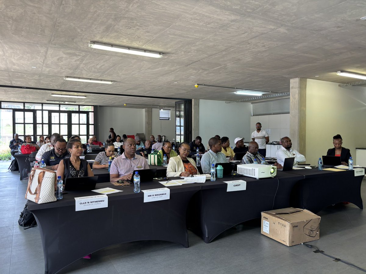 Former Somlomo Nobuhle Mthembu | CoJ tweet media