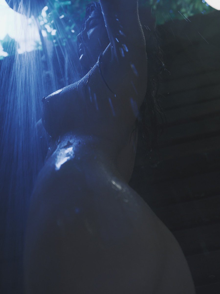shower

@nnian_ https://t.co/UJRQ581Wrf